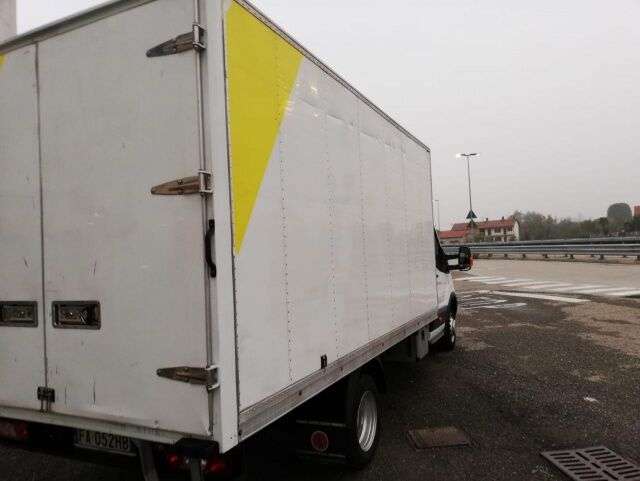 Camion furgone < 3.5t FORD TRANSIT - Photo 3