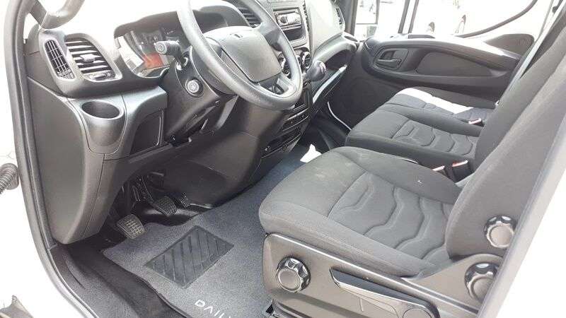 Furgone autocarro IVECO 35C13 - Photo 10