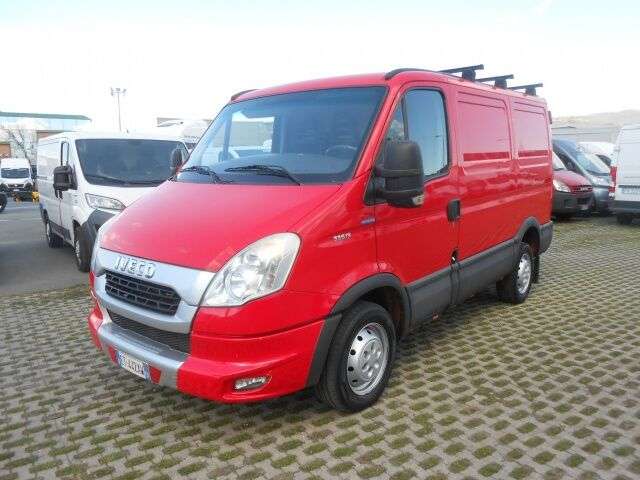 Furgone autocarro IVECO Daily 29L13 - Photo 1