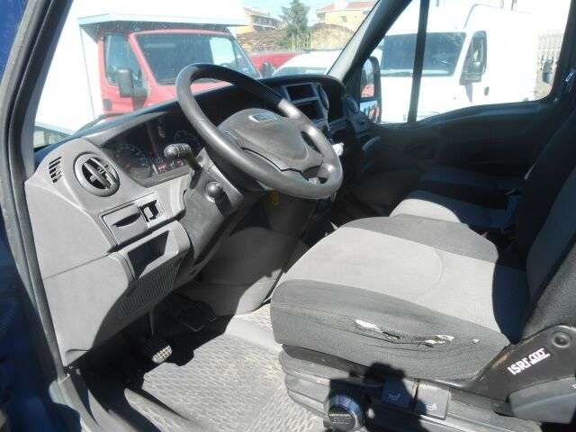 Furgone autocarro IVECO Daily 35S14 - Photo 6