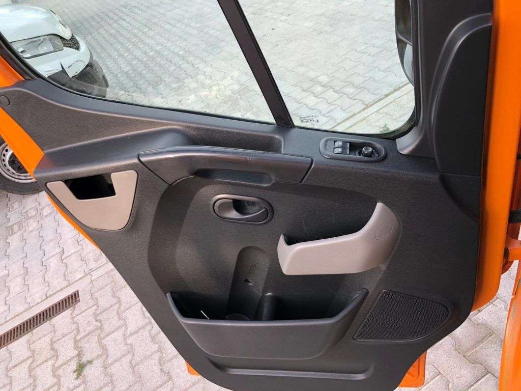 Furgone autocarro RENAULT MASTER - Photo 11