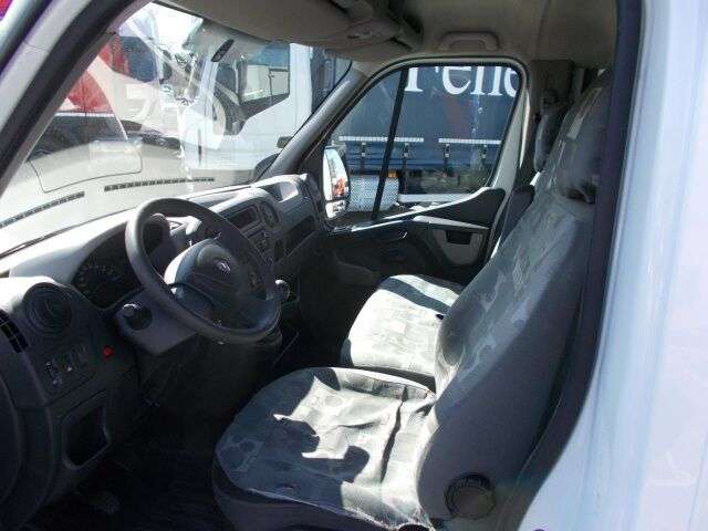 Camion isotermico < 3.5t RENAULT MASTER - Photo 7